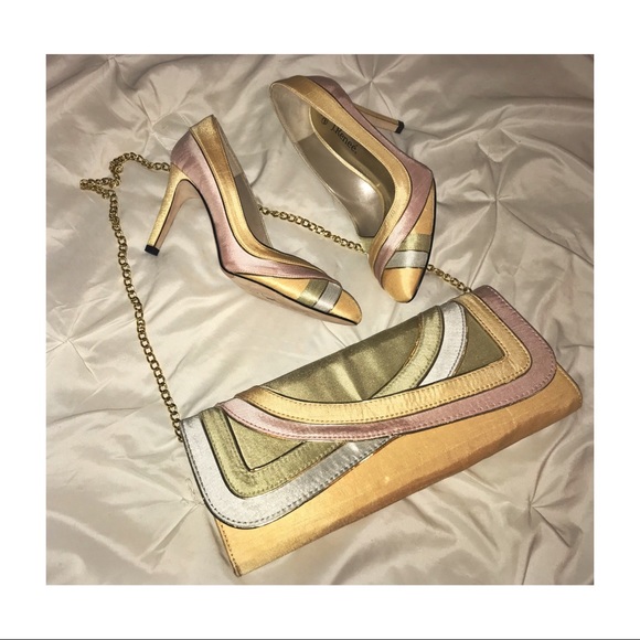 J.Renee Heels + Purse ✨ - Picture 2 of 7